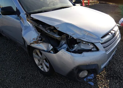 2014 Subaru Outback 2.5I из США, поврежденный, VIN 4S4BRBAC7E3249593